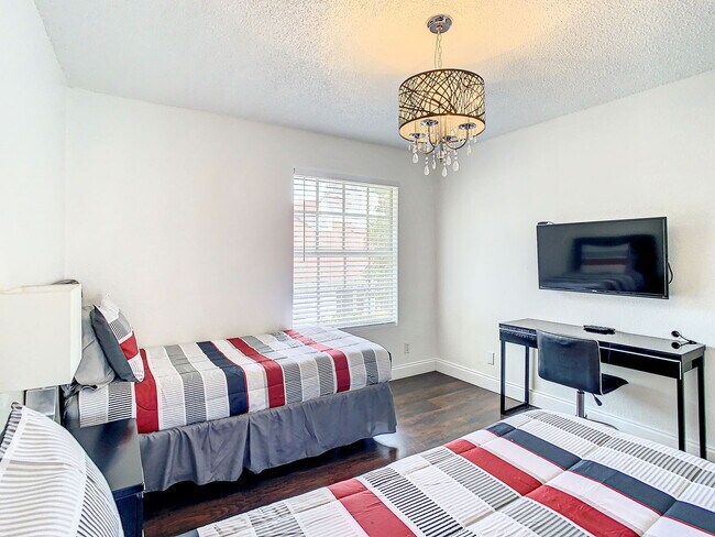 Building Photo - Westwood Boulevard, Orlando, FL 32821 - 2 BR 2 BA condo