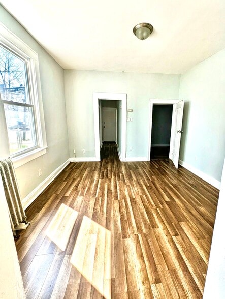 Living room - 114 Littleton Ave