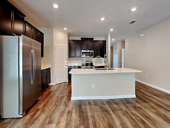 Building Photo - 295 Stone Arbor Ln