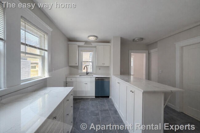 Building Photo - 441 Broadway