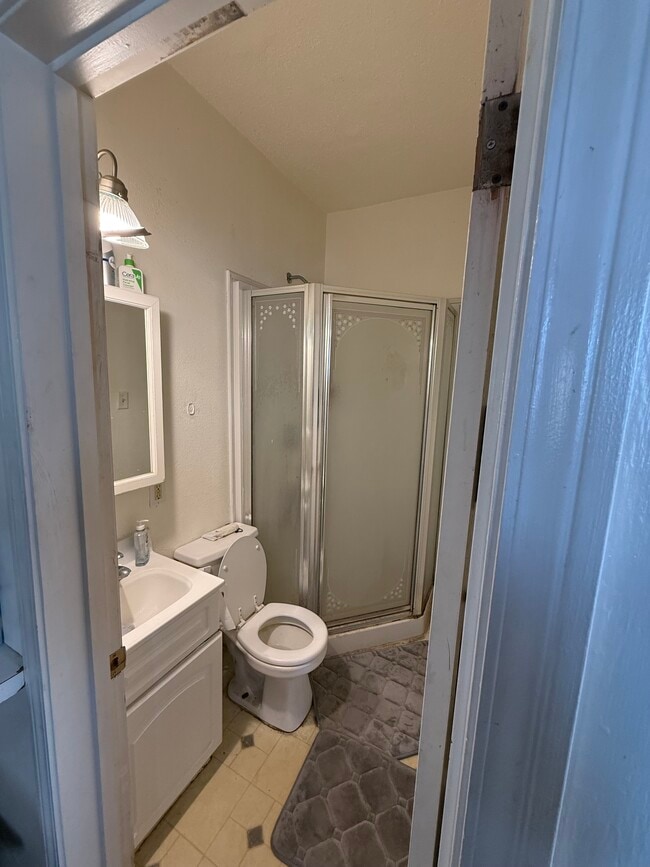 Building Photo - 511 2nd Ave