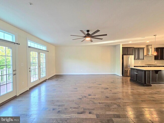 Building Photo - 5415 Stream Bank Ln