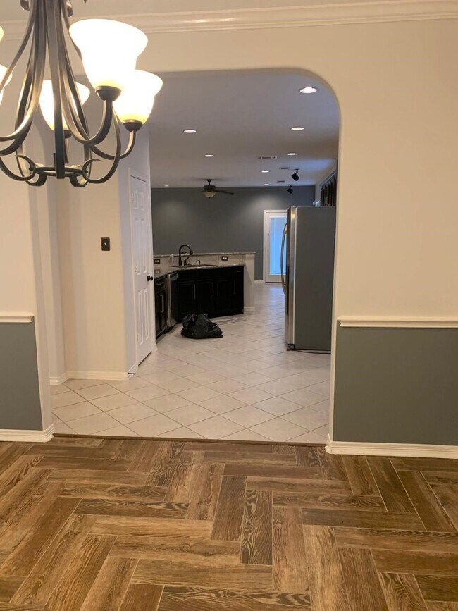 Building Photo - 2898 Torano Cir