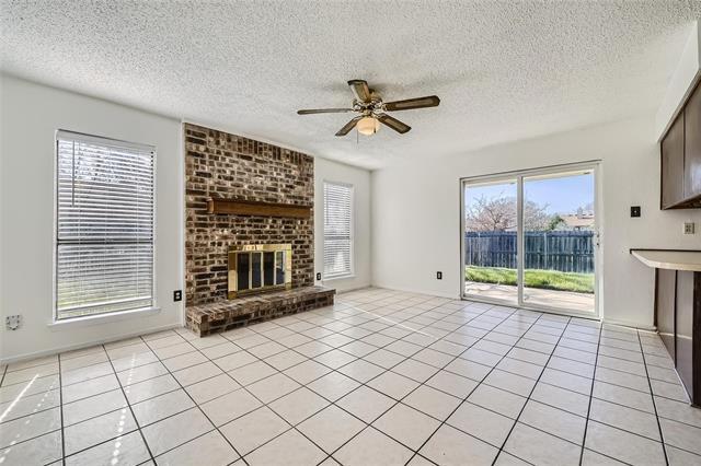 Building Photo - 2200 Sequoia Ln