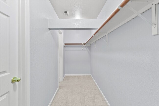 Building Photo - 21106 Blackbluff Ct