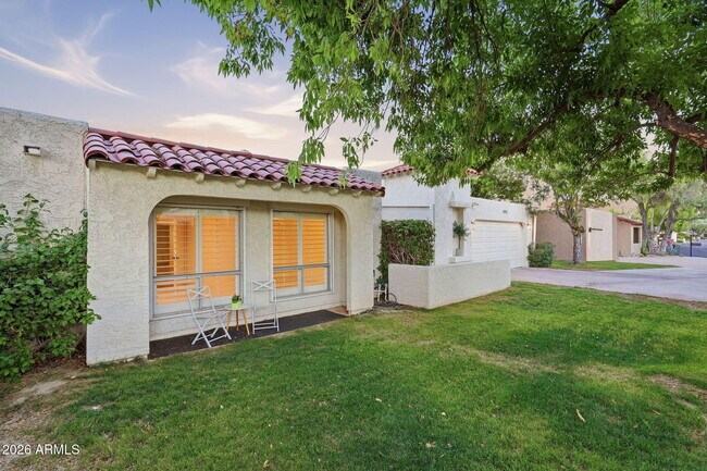Building Photo - 7352 E Valley Vista Dr