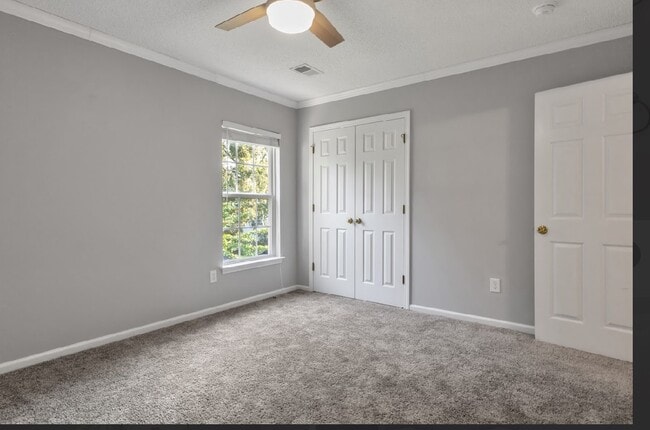 Building Photo - 3006 Kinswood Ln