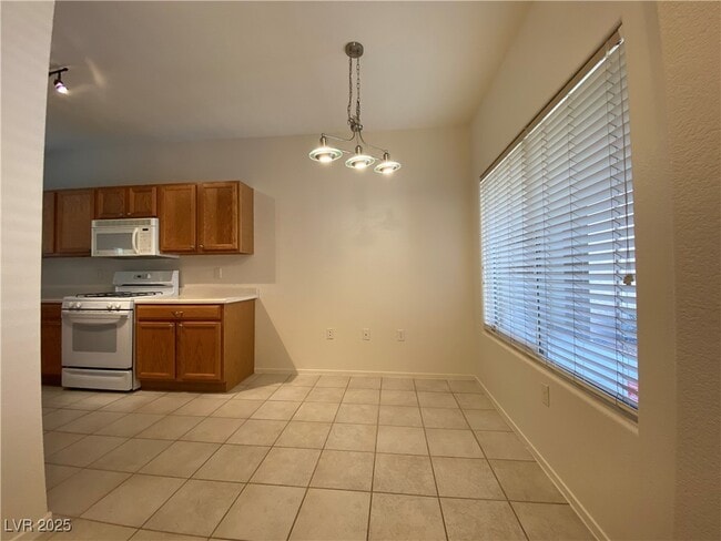 Building Photo - 2152 Jade Creek St