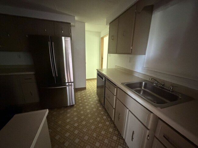 Building Photo - Price drop!  4 bedroom home now Available for Rent in Peters!