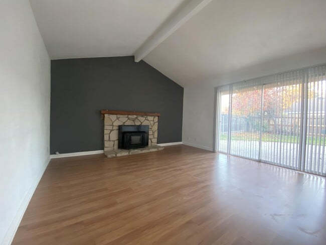 Building Photo - 1255 Johnson Ave