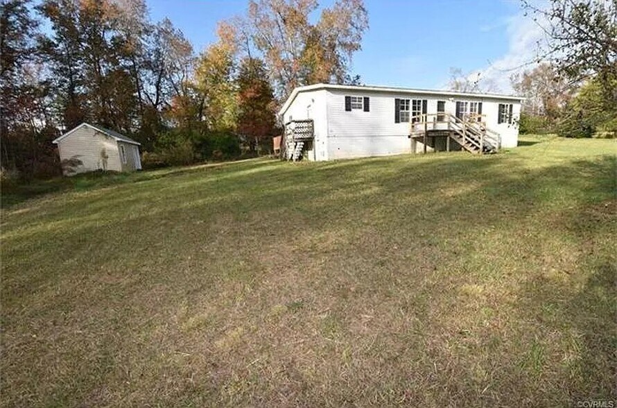 Building Photo - 8640 old pond rd