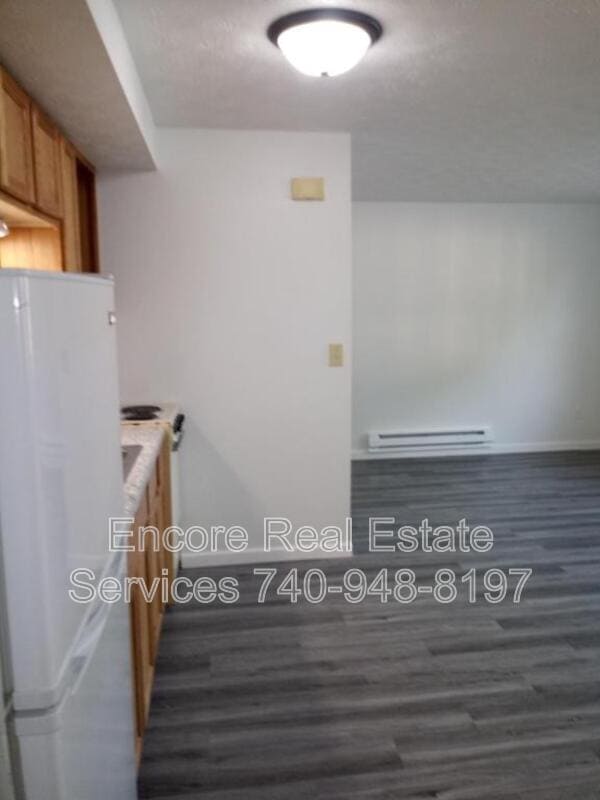 Building Photo - 1236 Green Valley Dr