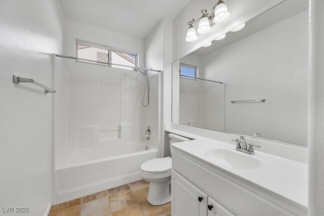 Building Photo - 1660 Rockcrest Hills Ave