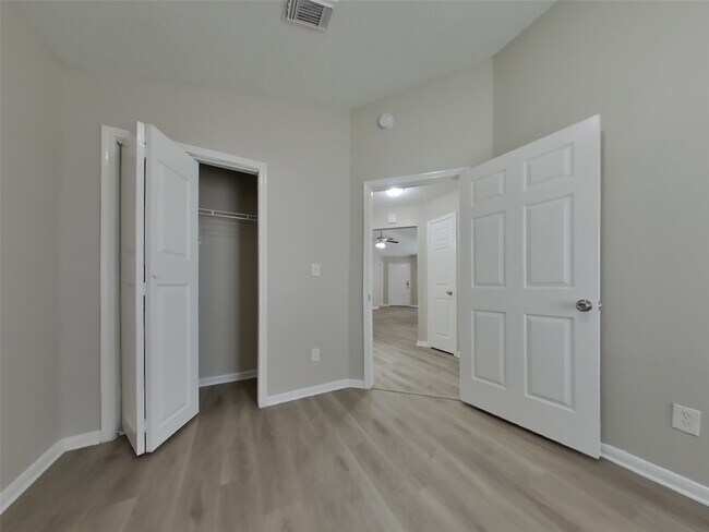 Building Photo - 3254 Kelling St