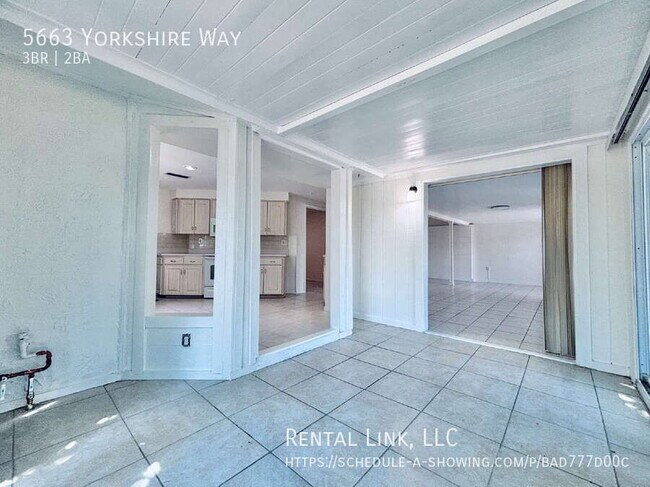 Building Photo - 5663 Yorkshire Way