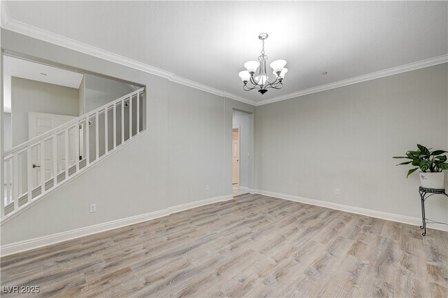 Building Photo - 2977 Queen Lake Ct