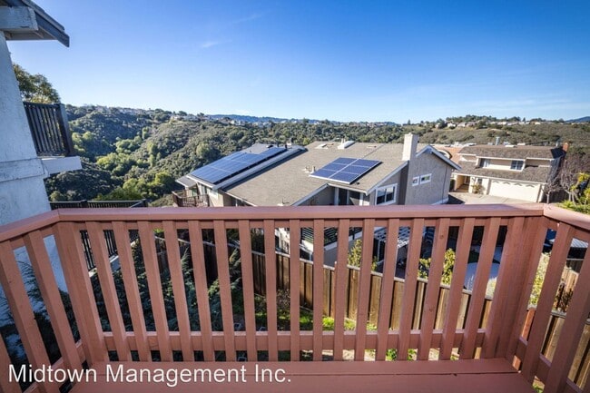 Building Photo - 4 br, 2.5 bath House - 2506 Hastings Dr