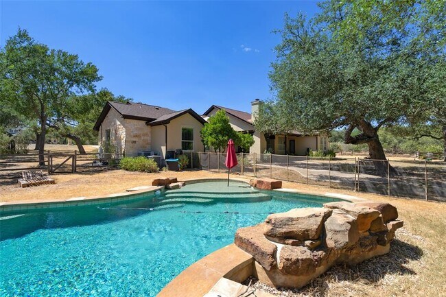 Building Photo - 485 Canna Lily Cir