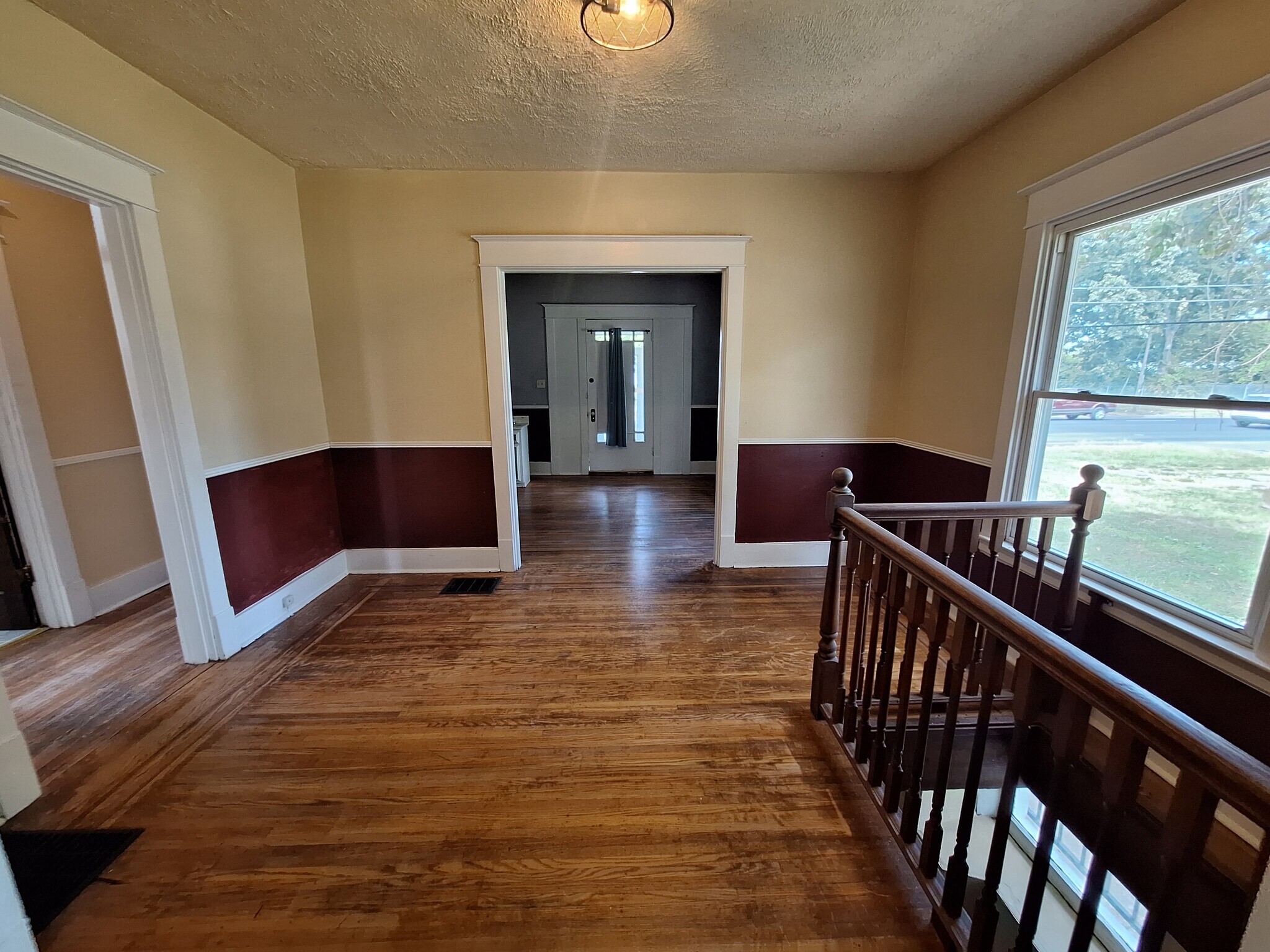Building Photo - 2305 7th Street Rd