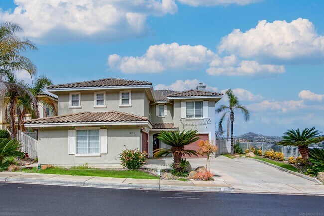 Building Photo - 10394 Valley Waters Dr