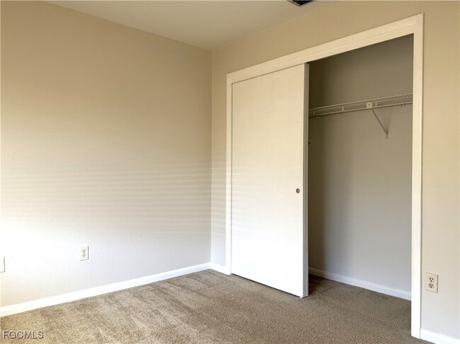 Building Photo - 131 SW 47th Terrace