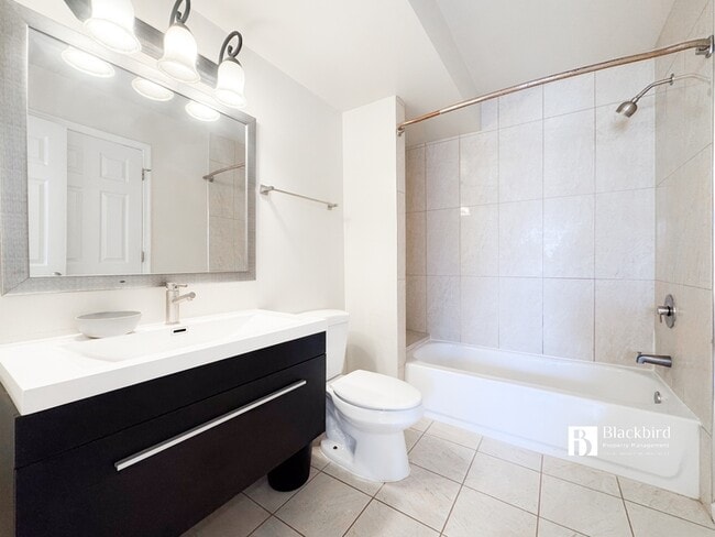 Building Photo - 5030 B St SE