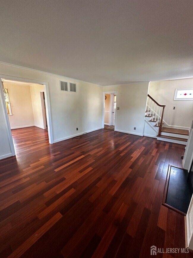 Building Photo - 277 Dukes Rd