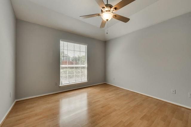 Building Photo - 2323 Brookview Dr