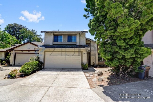 Building Photo - 1936 Lake View Pl