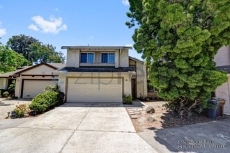 Building Photo - 1936 Lake View Pl