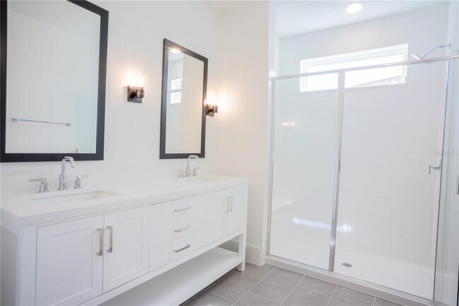 Building Photo - 12506 Westhaven Oak Dr