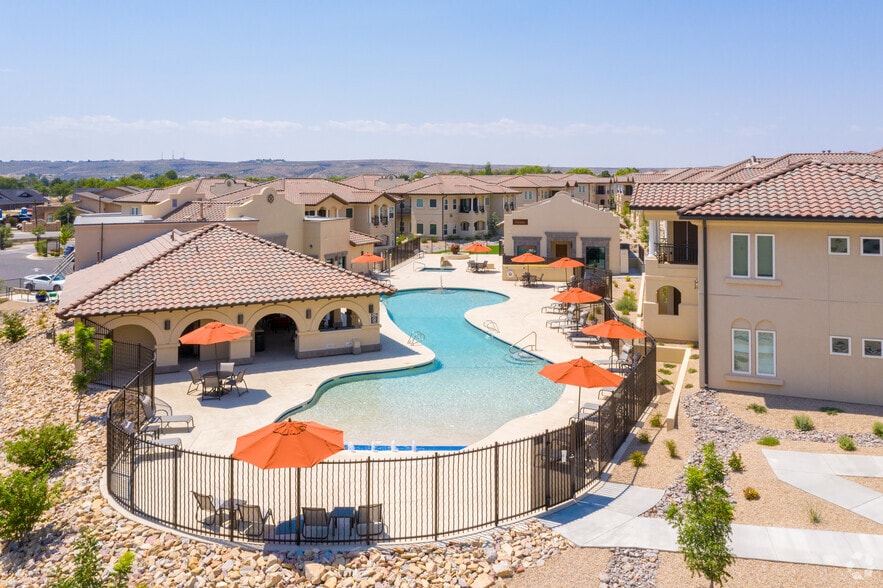 Pecos Vista 780 W Cherry Ln Carlsbad NM 88220 Apartment Finder