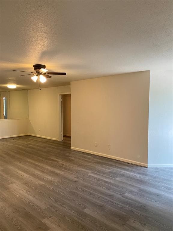 Building Photo - 10889 Braes Bend Dr