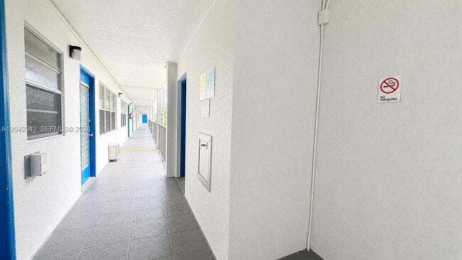 Building Photo - 301 SW 135th Ave