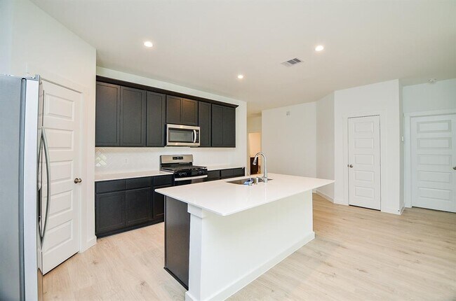 Building Photo - 1218 Isola Bella Dr