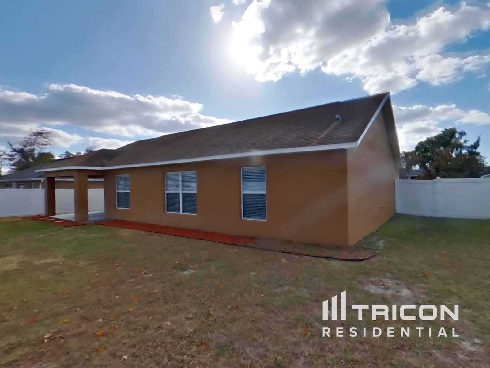 Building Photo - 3130 Wiltshire Ave