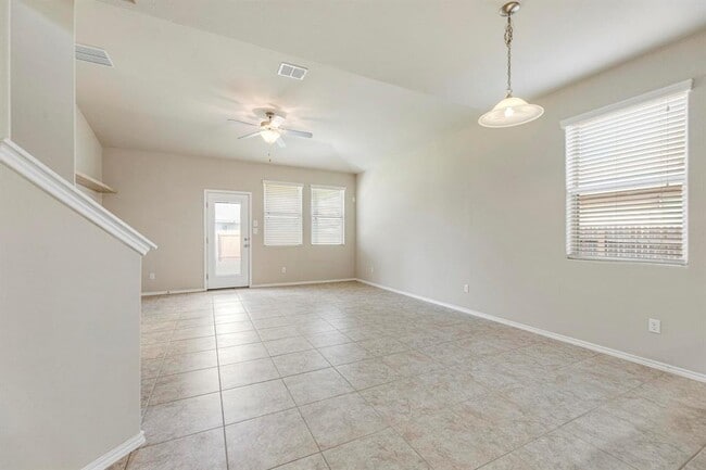 Building Photo - 18712 Mangan Way