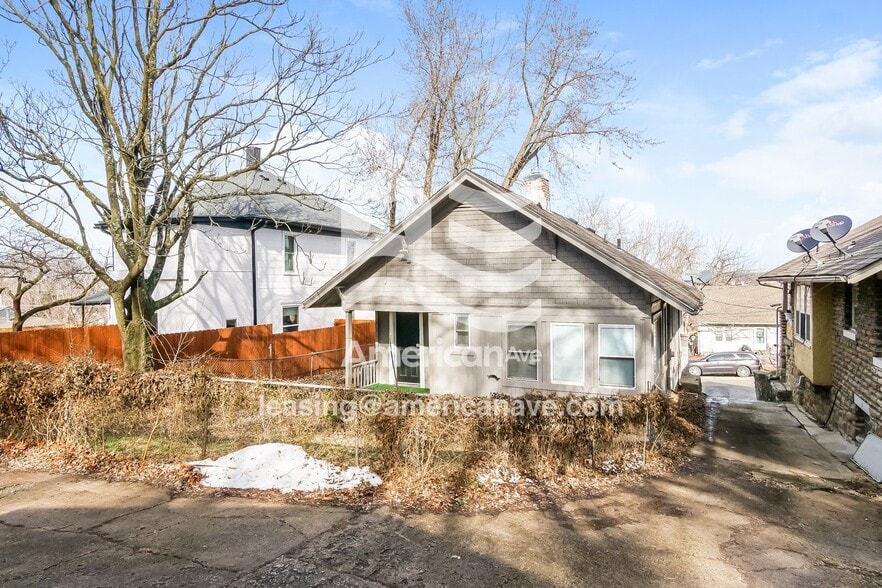 Building Photo - 3045 Ruby Ave