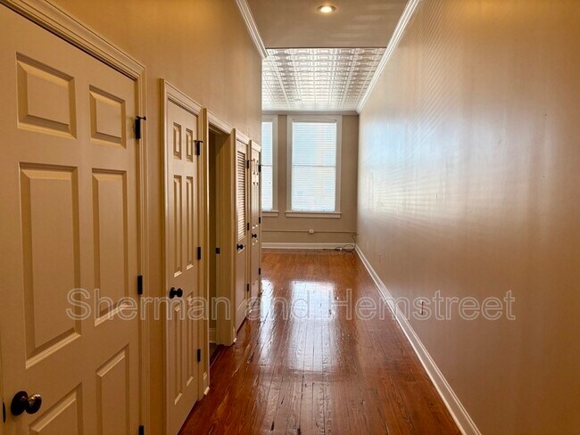 Building Photo - 1204 Broad St