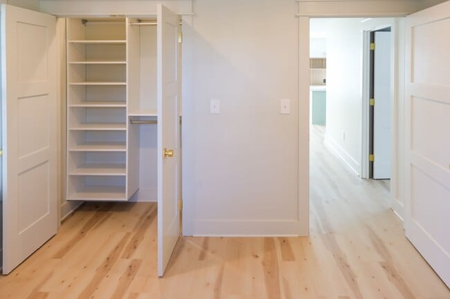 Building Photo - Custom Design Home in Greenville w/ Lawn Care included!