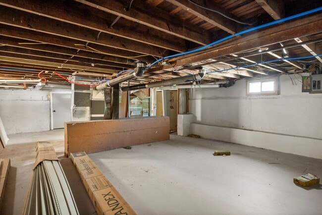 Building Photo - 4204 Hale Ave