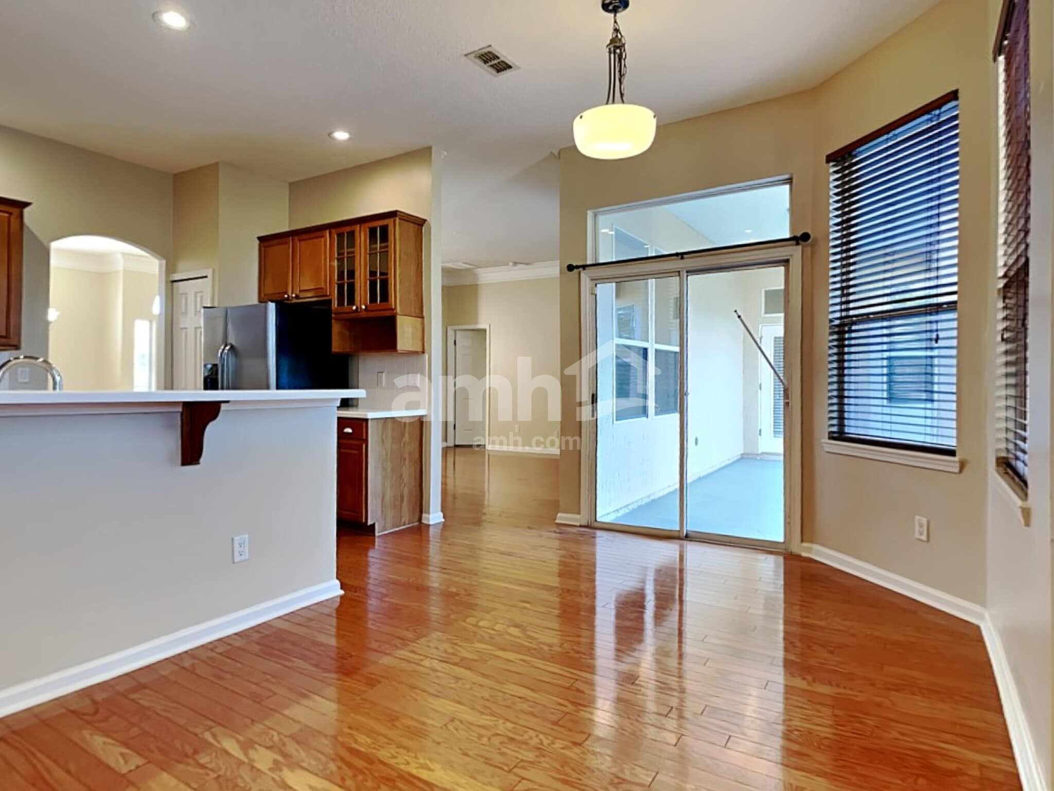 Building Photo - 821 Templeton Ln