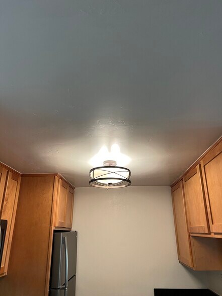 Kitchen - 5540 Lindo Paseo