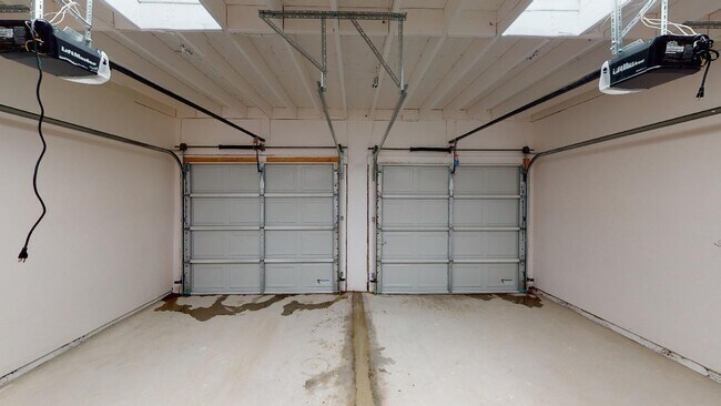 Building Photo - 2101 New York Ave SW