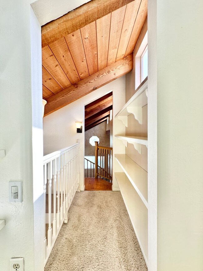 Building Photo - Beautiful Home, in Quiet Country Setting, Large, Private, Fenced Yard Space, with Landscaper Incl...