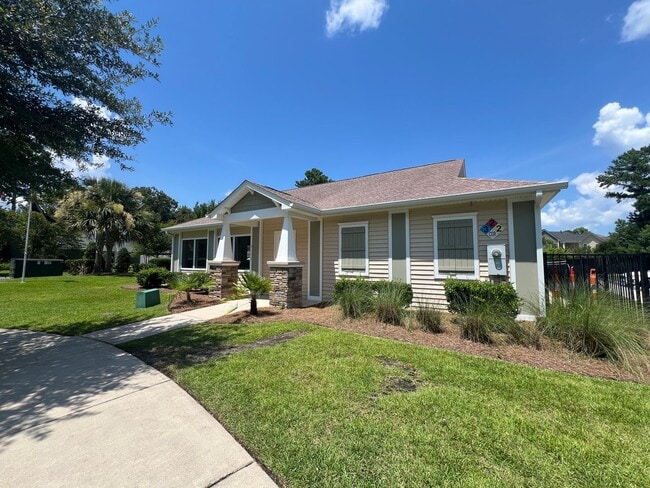 Building Photo - 1542 Bluewater Way