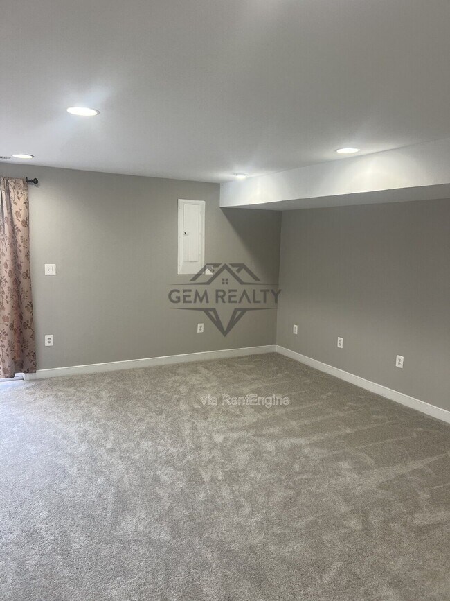 Building Photo - 3316 Broker Ln