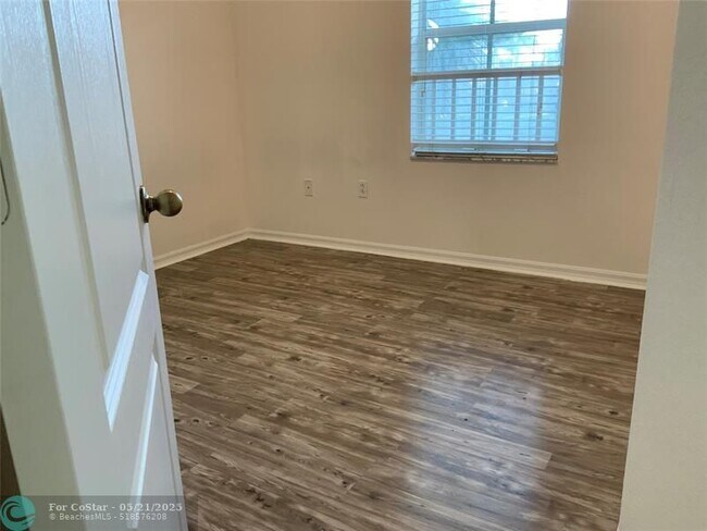 Building Photo - 3035 SW 129th Way