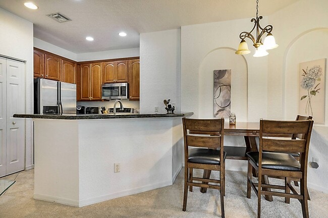 Building Photo - 135 Seagrape Dr