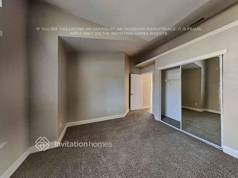 Building Photo - 3412 Saxonville Way